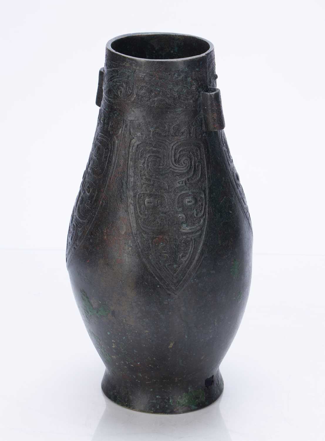 Bronze arrow vase in the Western Zhou style Chinese with taotie panels and incised four character - Image 4 of 8