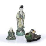 Three famille verte porcelain pieces Chinese, Kangxi and later comprising of a standing woman,