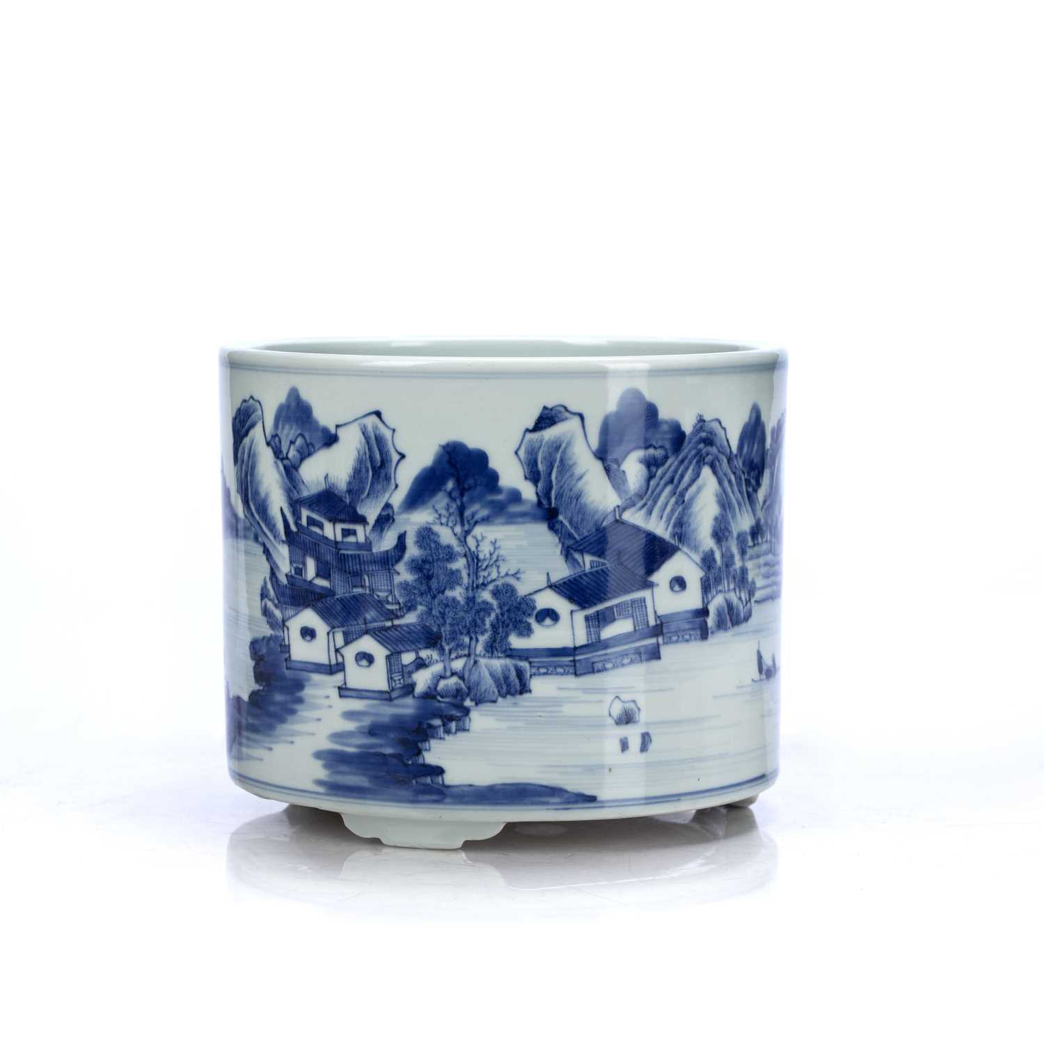 Large blue and white censer Chinese, 18th Century decorated to the exterior with a mountainous