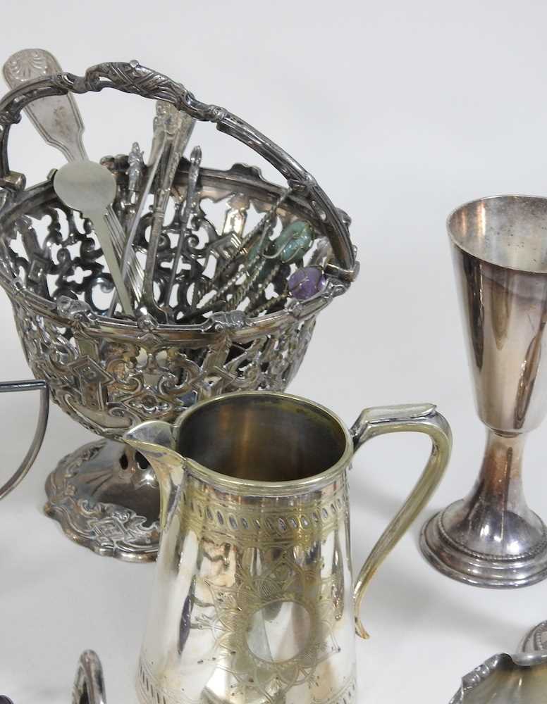 A collection of 19th century and later silver and plated items, - Image 2 of 8