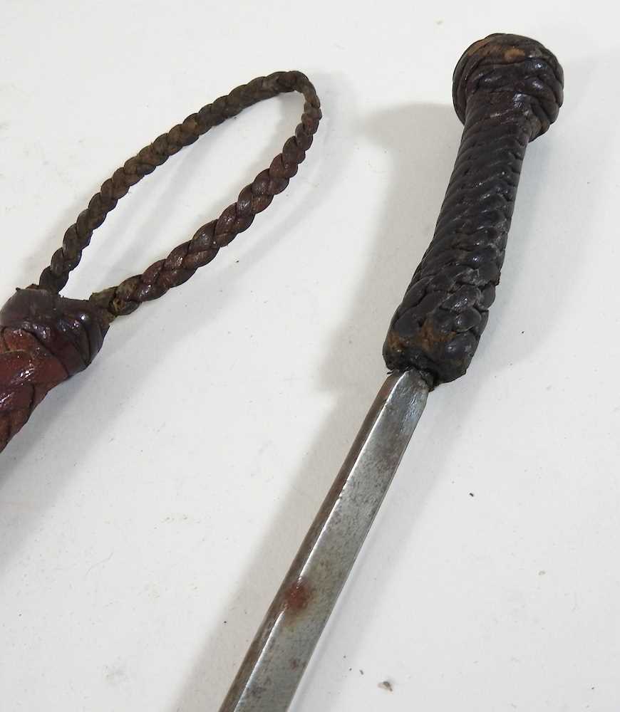 A braided leather horse riding crop, - Image 4 of 4