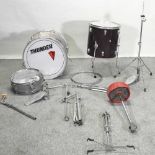 A Thunder part drum kit,