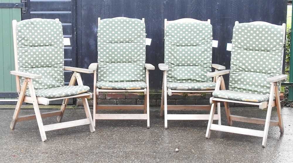 A set of four folding garden chairs, - Image 4 of 8