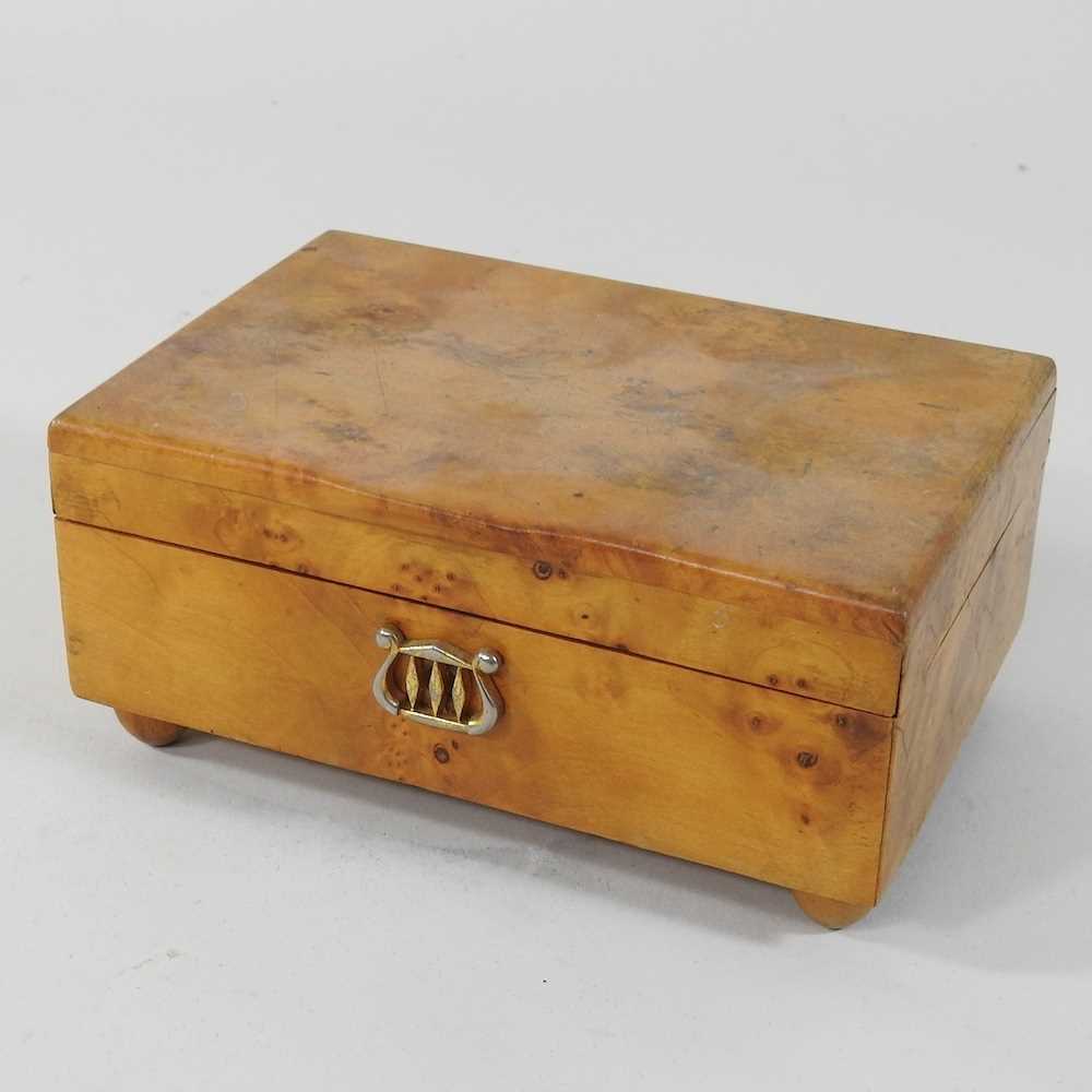 An early 20th century Swiss miniature musical box, - Image 2 of 5