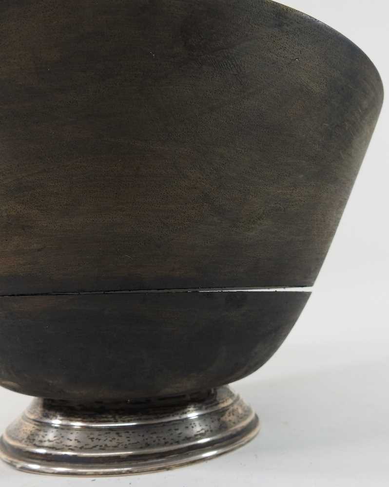 A 19th century treen maser bowl, - Image 2 of 6