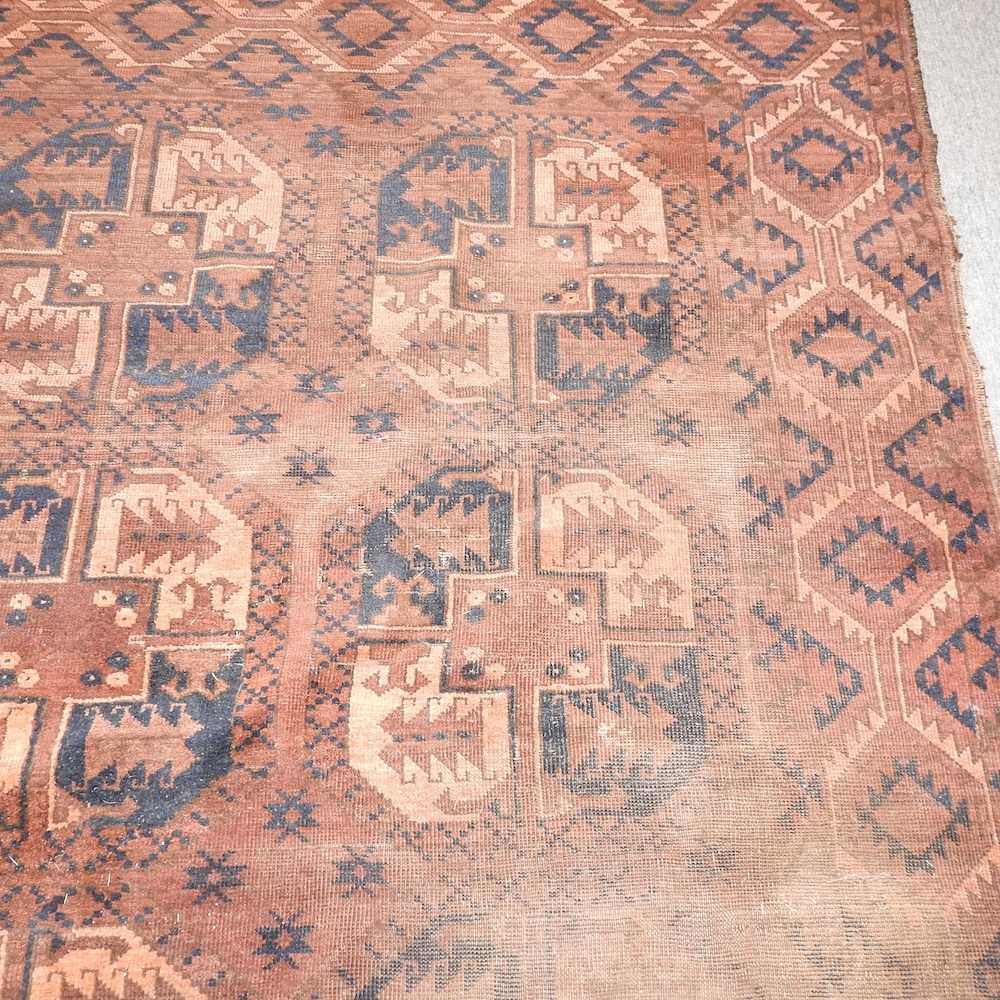 A Turkish woollen rug - Image 7 of 13
