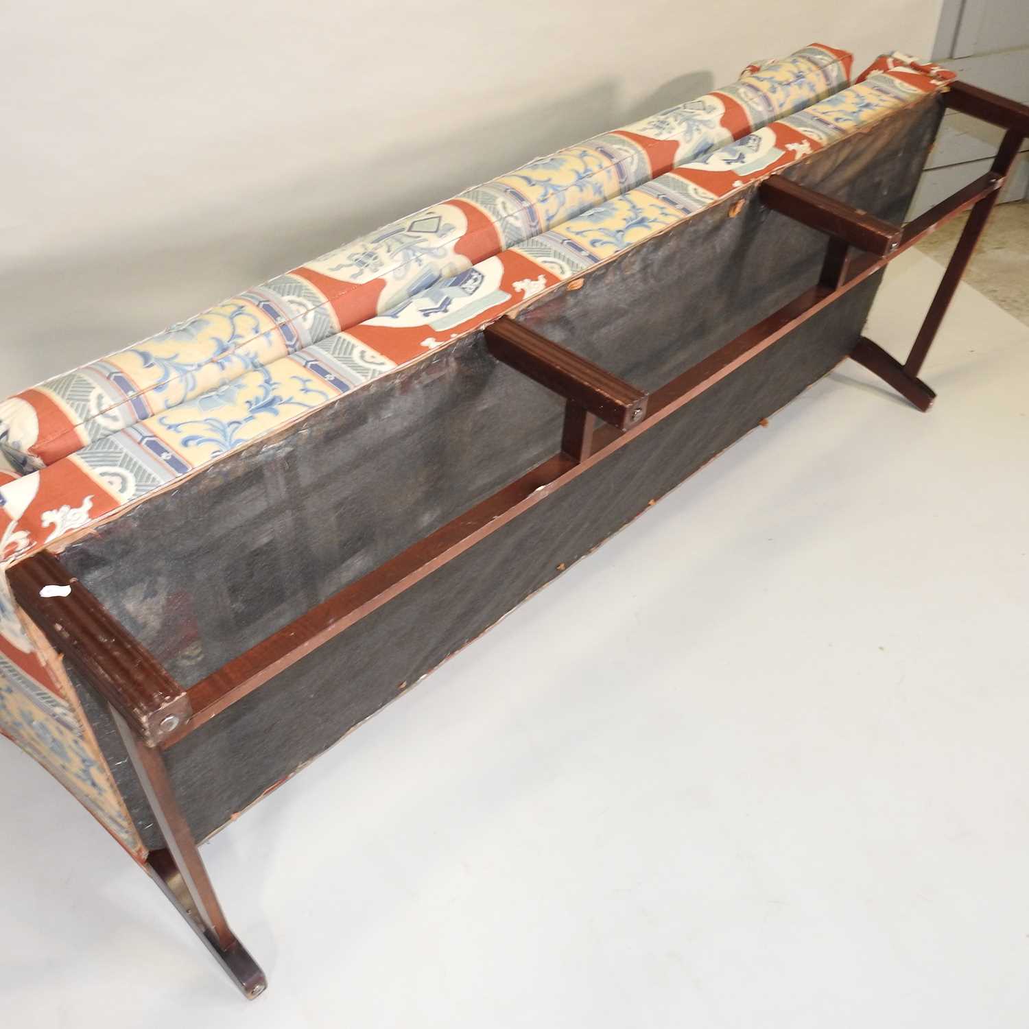 A George III style floral upholstered hump back sofa - Image 16 of 16