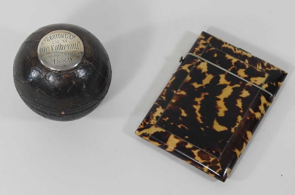 A 19th century tortoiseshell visiting card case - Image 3 of 10