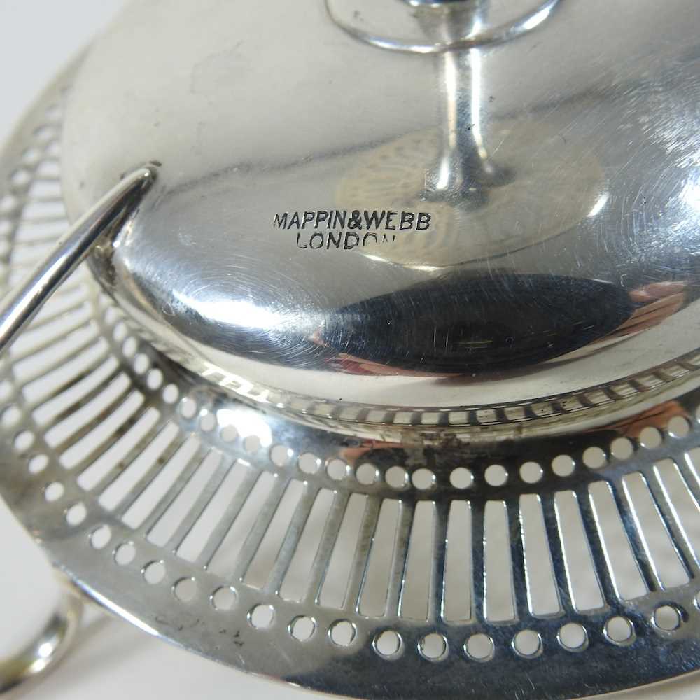 An Edwardian silver bon-bon dish - Image 11 of 11