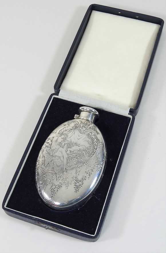An early 20th century Tiffany engraved silver hip flask - Image 3 of 8