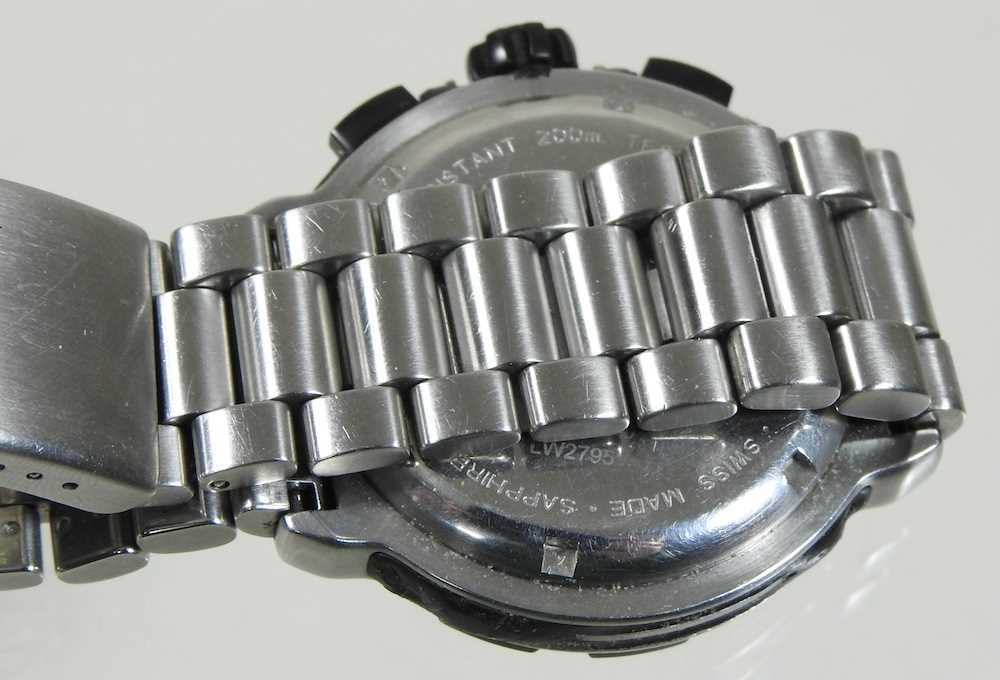 A modern Tag Heuer steel cased gentleman's diver's wristwatch - Image 7 of 12