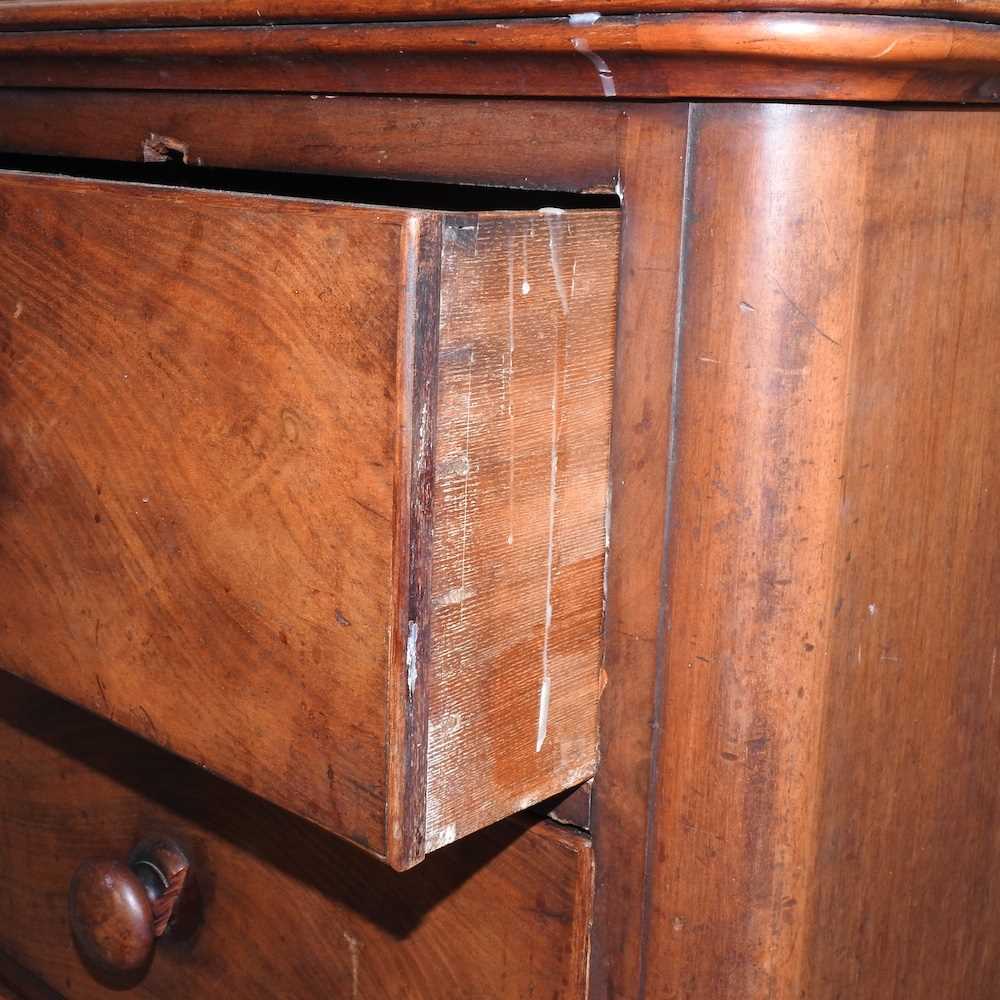 A 19th century mahogany chest - Image 4 of 9