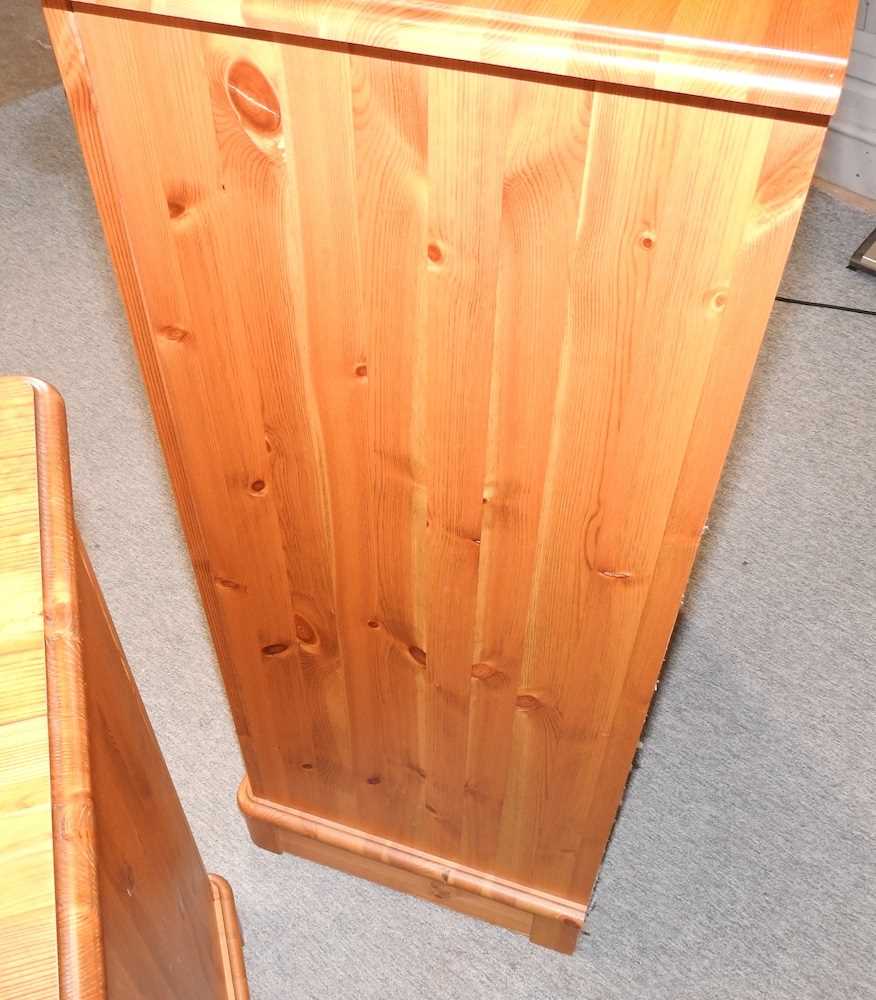 A pine chest of drawers, together with a narrow chest of drawers - Image 10 of 13