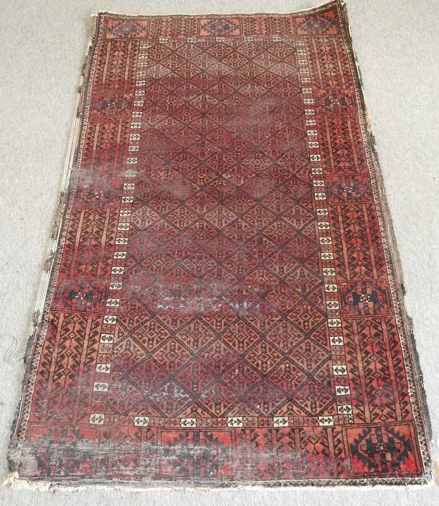 A Persian rug - Image 9 of 13