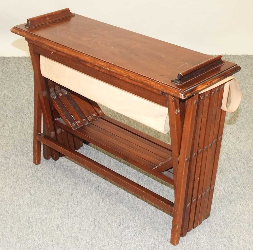 An early 20th century folding campaign bed - Image 2 of 8