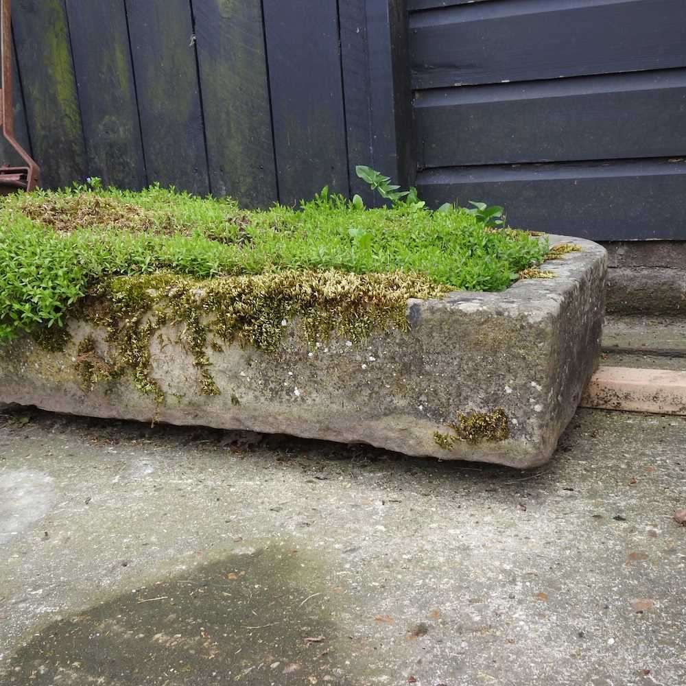 A carved stone sink - Image 5 of 5