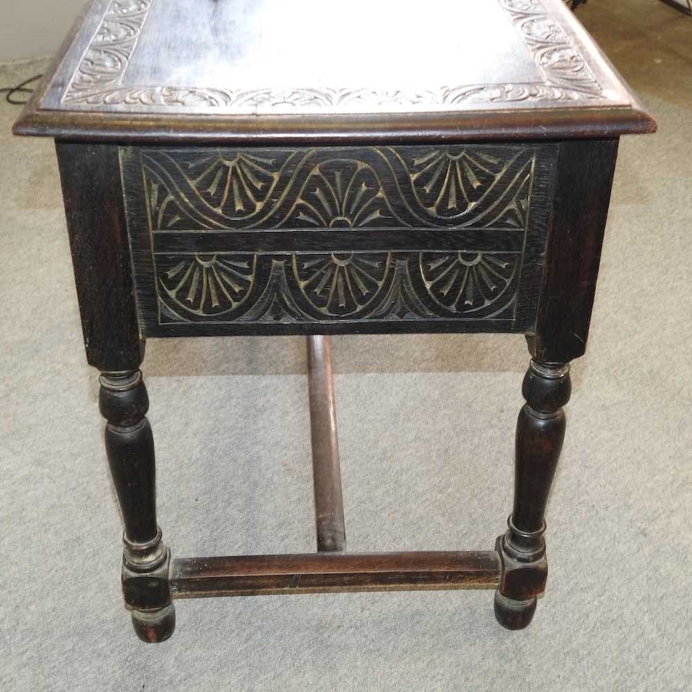 A 19th century carved oak kneehole desk - Image 6 of 8