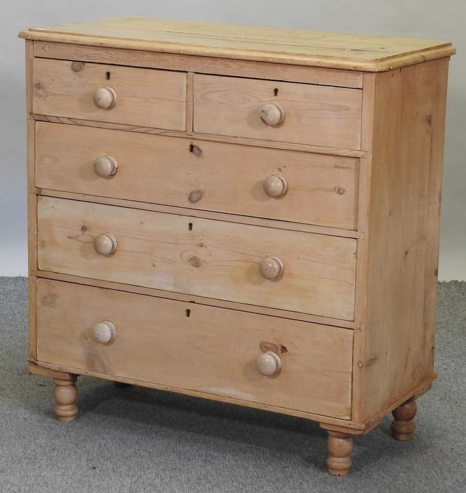 A Victorian pine chest - Image 3 of 9