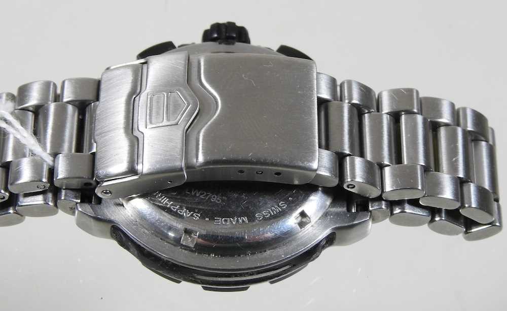 A modern Tag Heuer steel cased gentleman's diver's wristwatch - Image 12 of 12