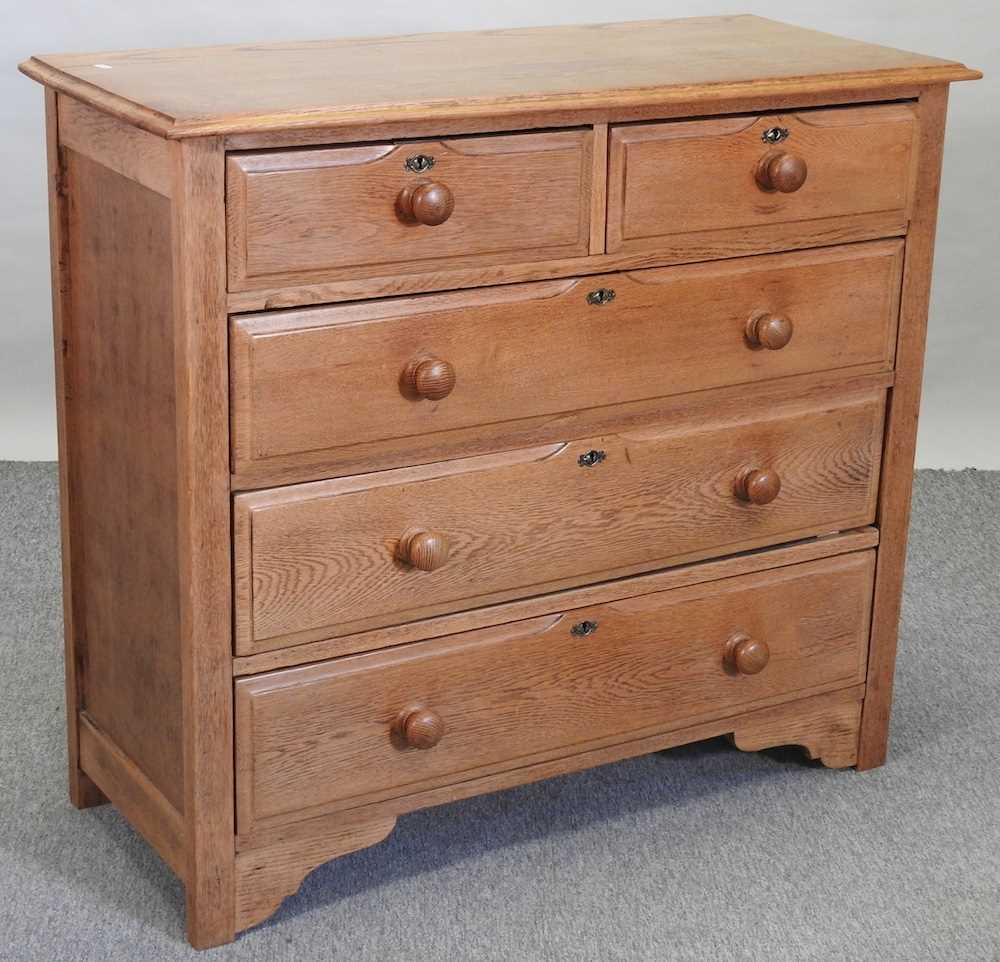 A modern narrow oak chest of drawers - Image 3 of 10