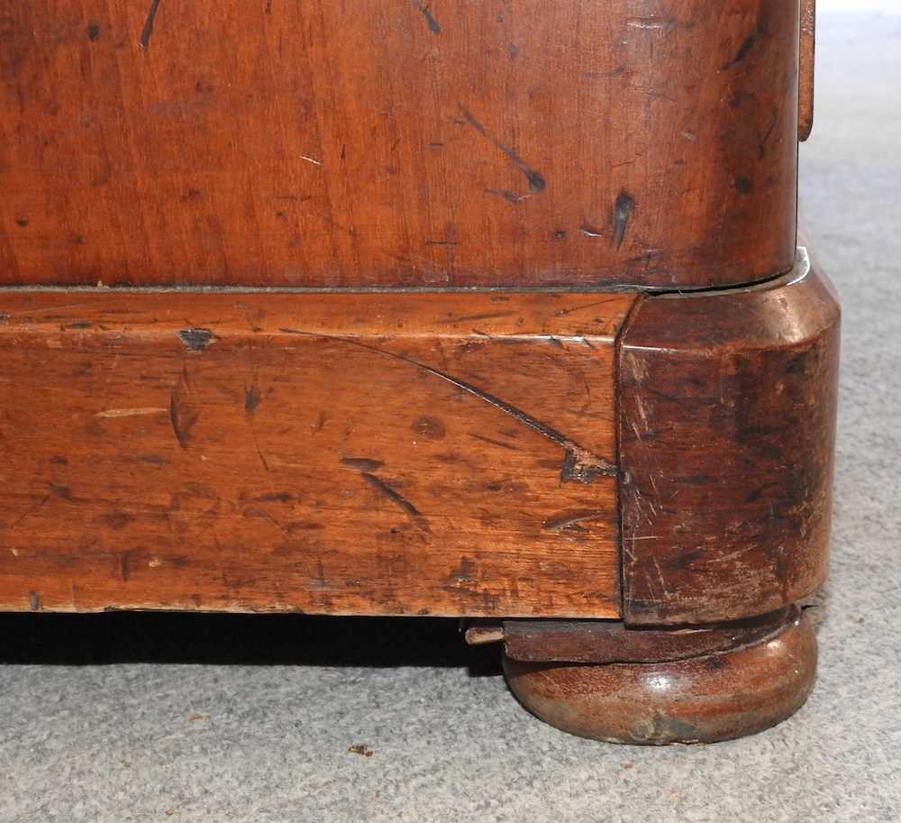 A 19th century mahogany chest - Image 9 of 9