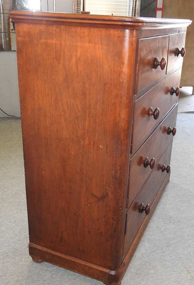 A 19th century mahogany chest - Image 8 of 9