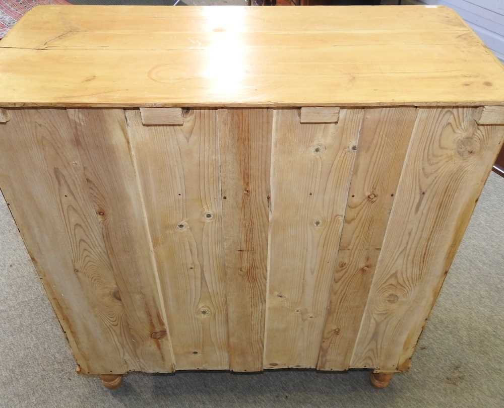 A Victorian pine chest - Image 7 of 9