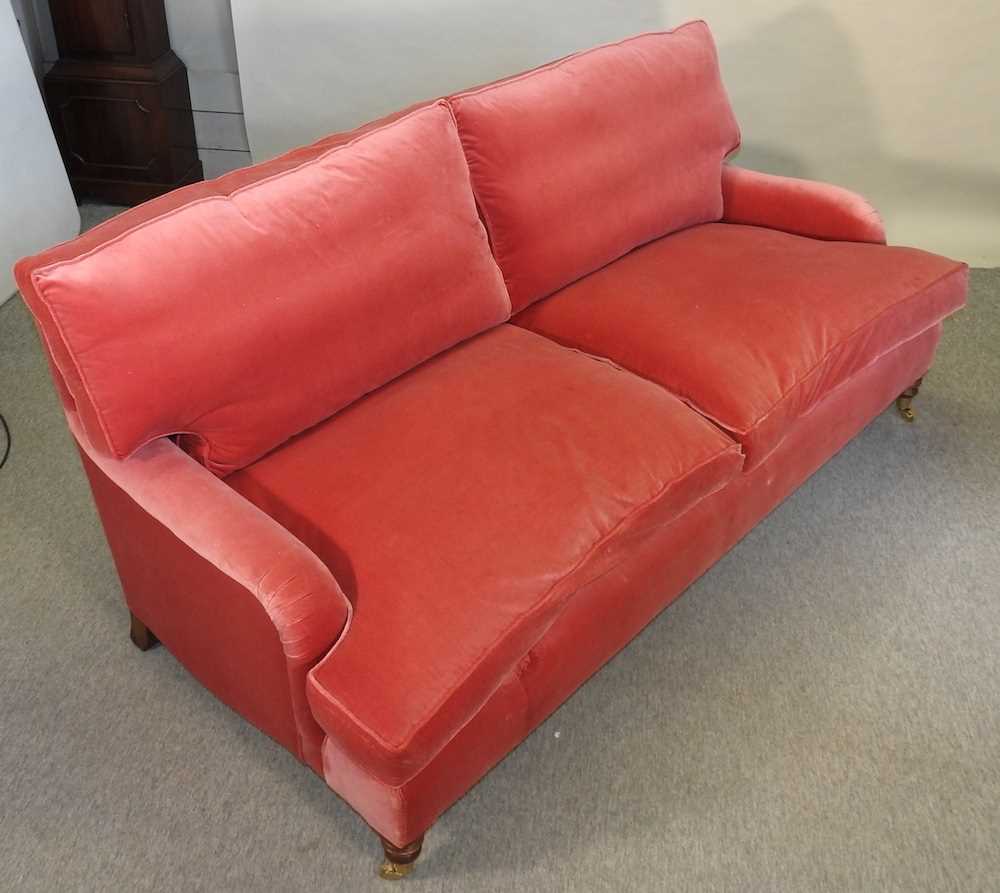 A good quality modern Howard style red velvet upholstered three seat sofa - Image 4 of 18