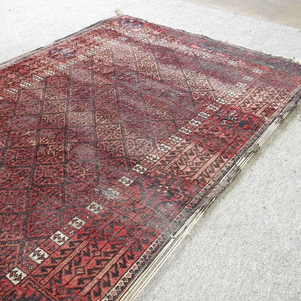 A Persian rug - Image 11 of 13