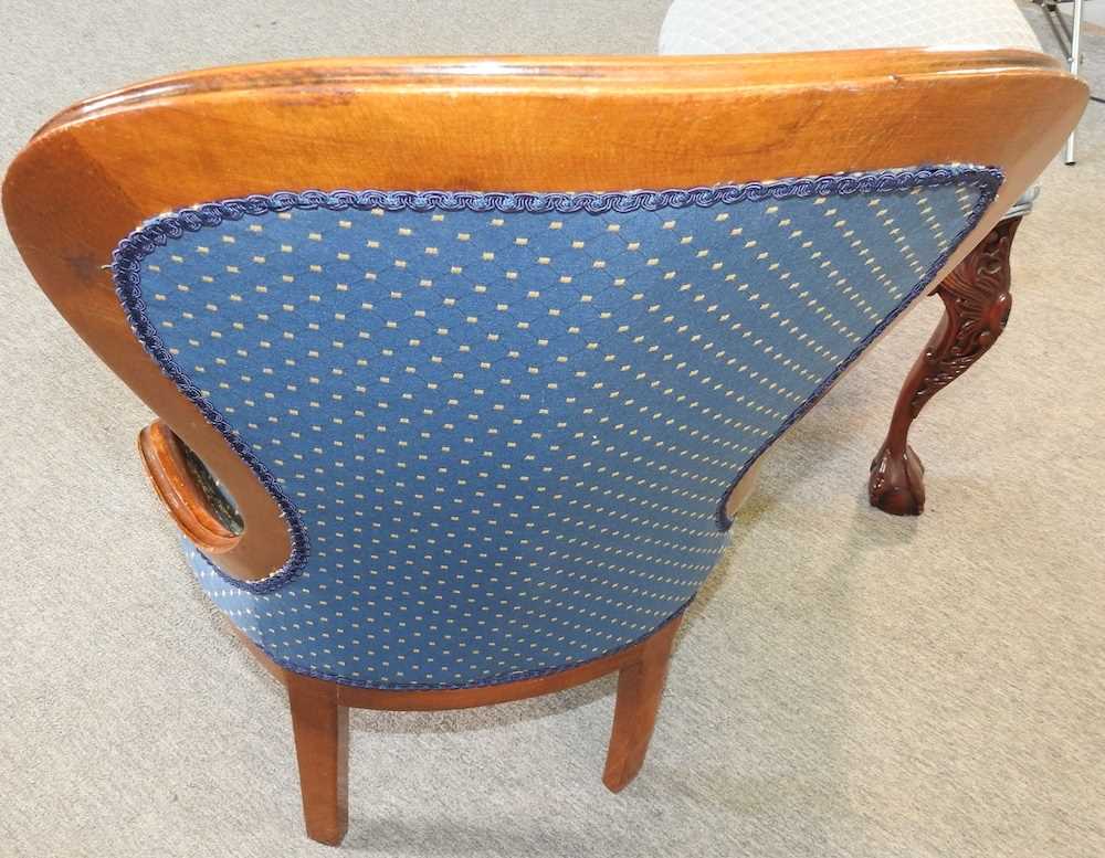 A Victorian style blue upholstered nursing chair - Image 5 of 8