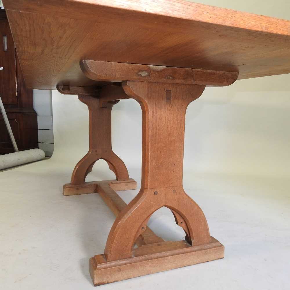 An early 20th century oak refectory table - Image 5 of 8