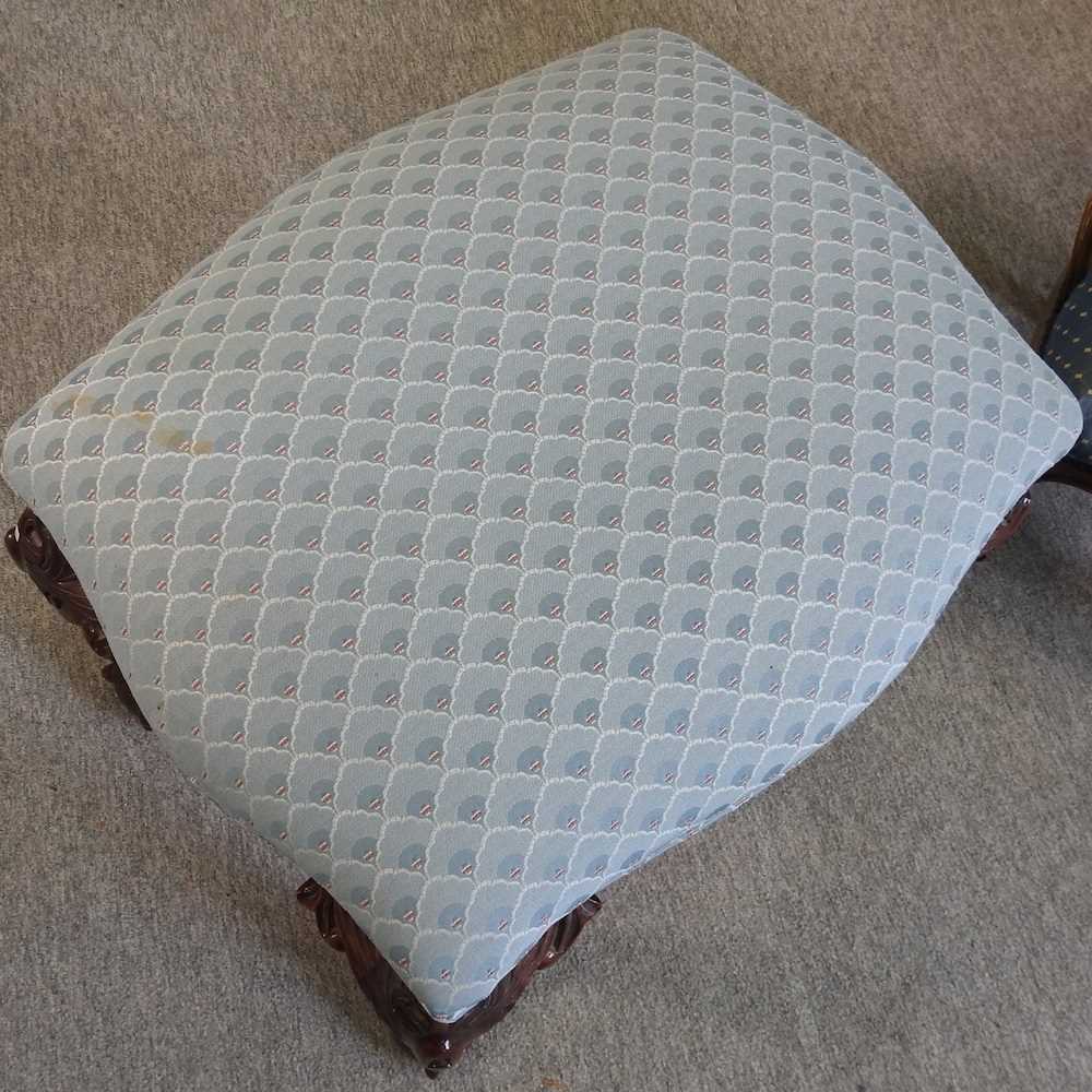 A Victorian style blue upholstered nursing chair - Image 3 of 8