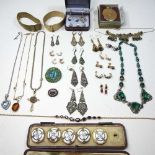 A collection of costume jewellery