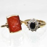 A 10 carat gold carnelian intaglio ring