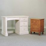 A white painted pine desk