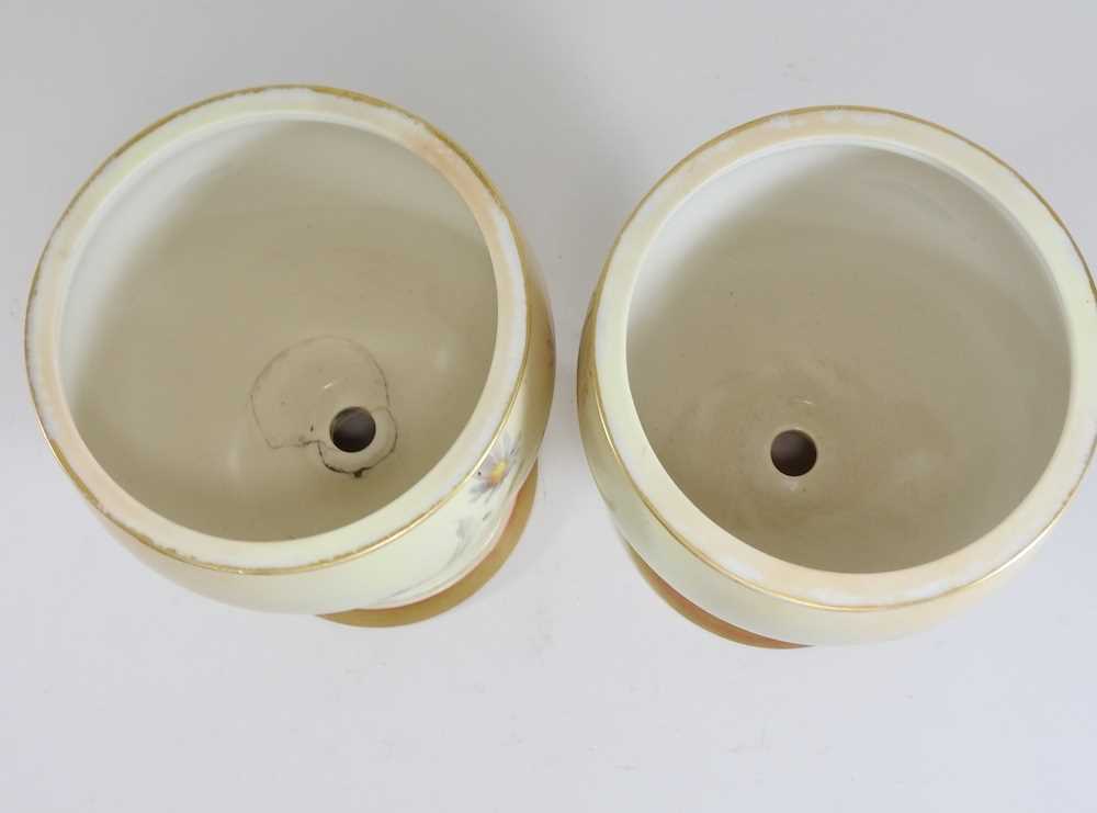 A pair of 19th century Royal Worcester blush ivory porcelain vases - Image 7 of 9