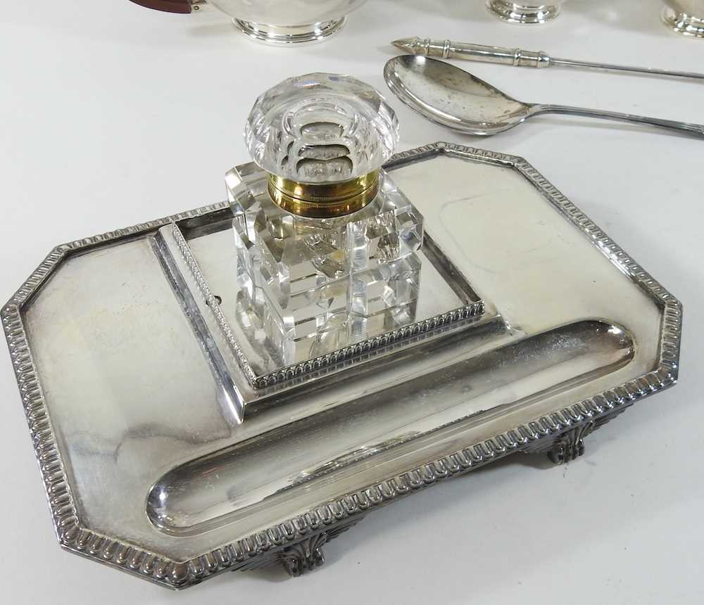 A collection of silver plated items - Image 2 of 3