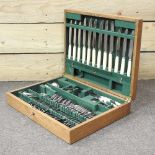 An oak cased canteen of plated cutlery