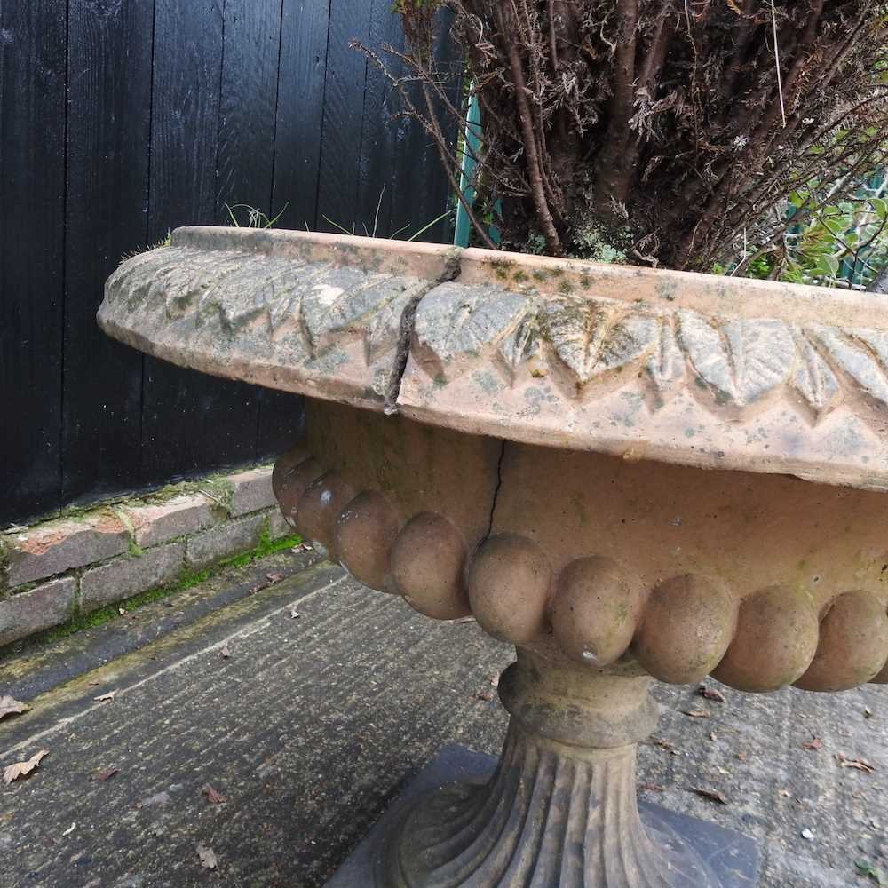 A pair of 19th century terracotta garden planters - Image 10 of 10