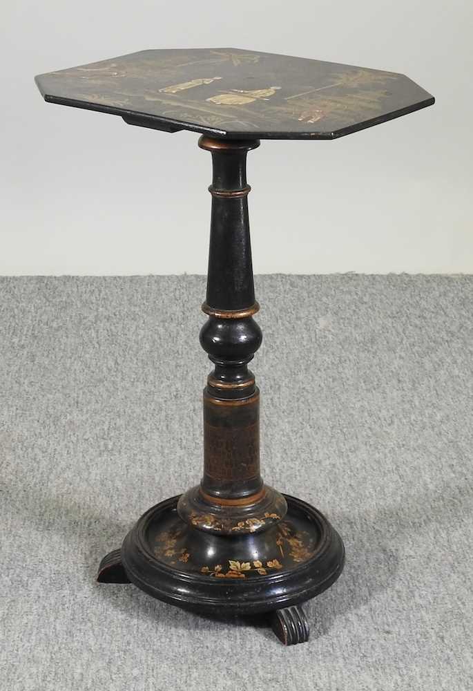 An early 19th century japanned occasional table - Image 3 of 6