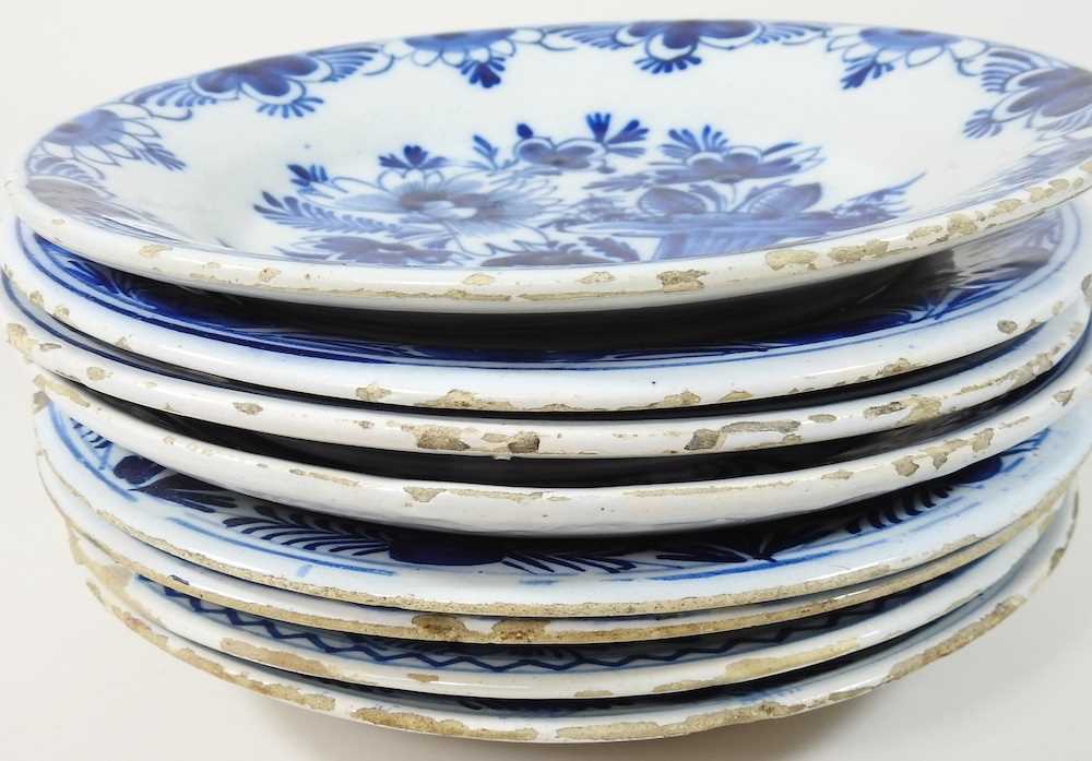 A collection of 18th century Dutch Delft plates - Image 2 of 16