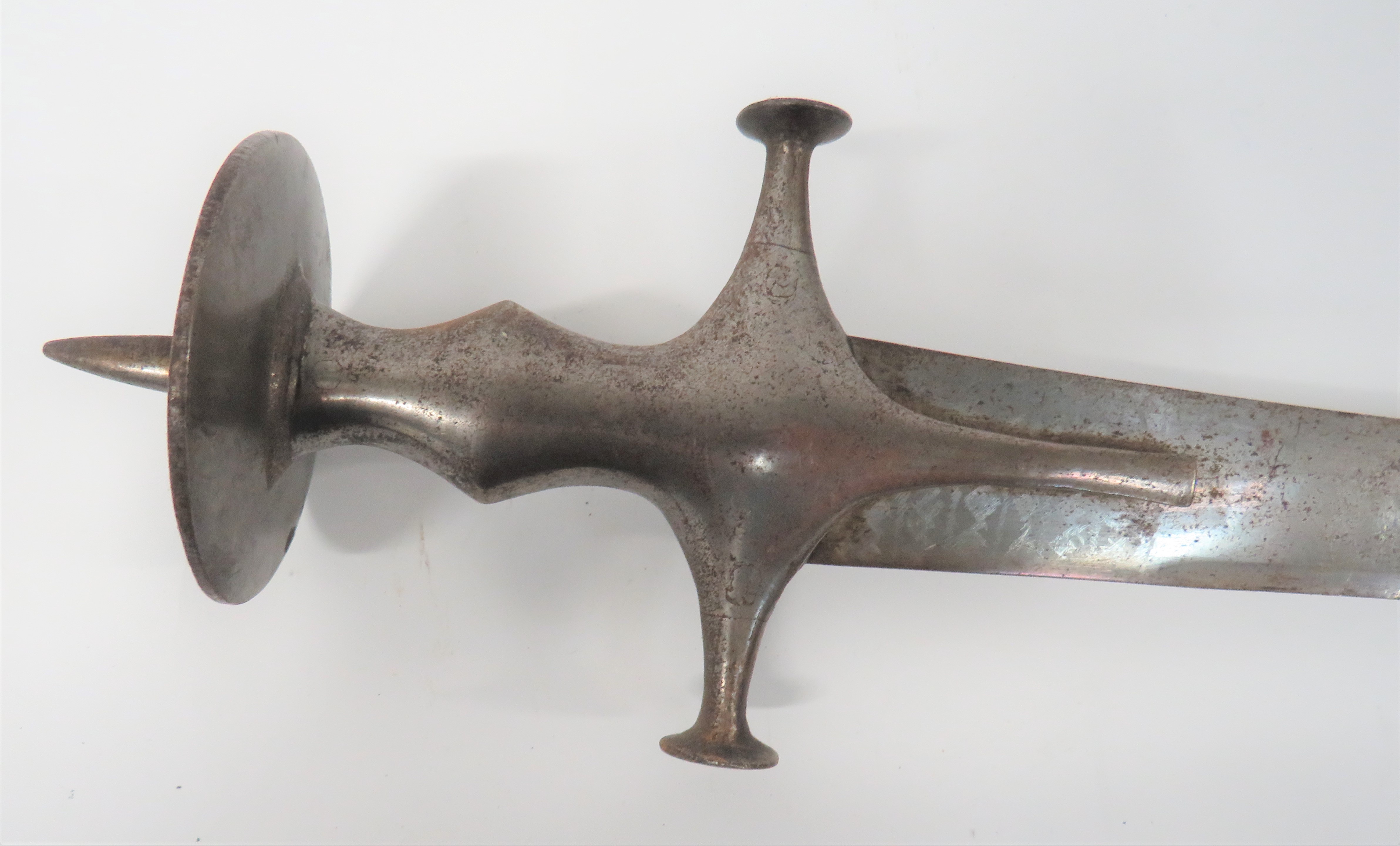 Fine Quality Early 19th Century Indian Tulwar 32 1/2 inch, single edged, curved blade.  The tip with - Image 2 of 2