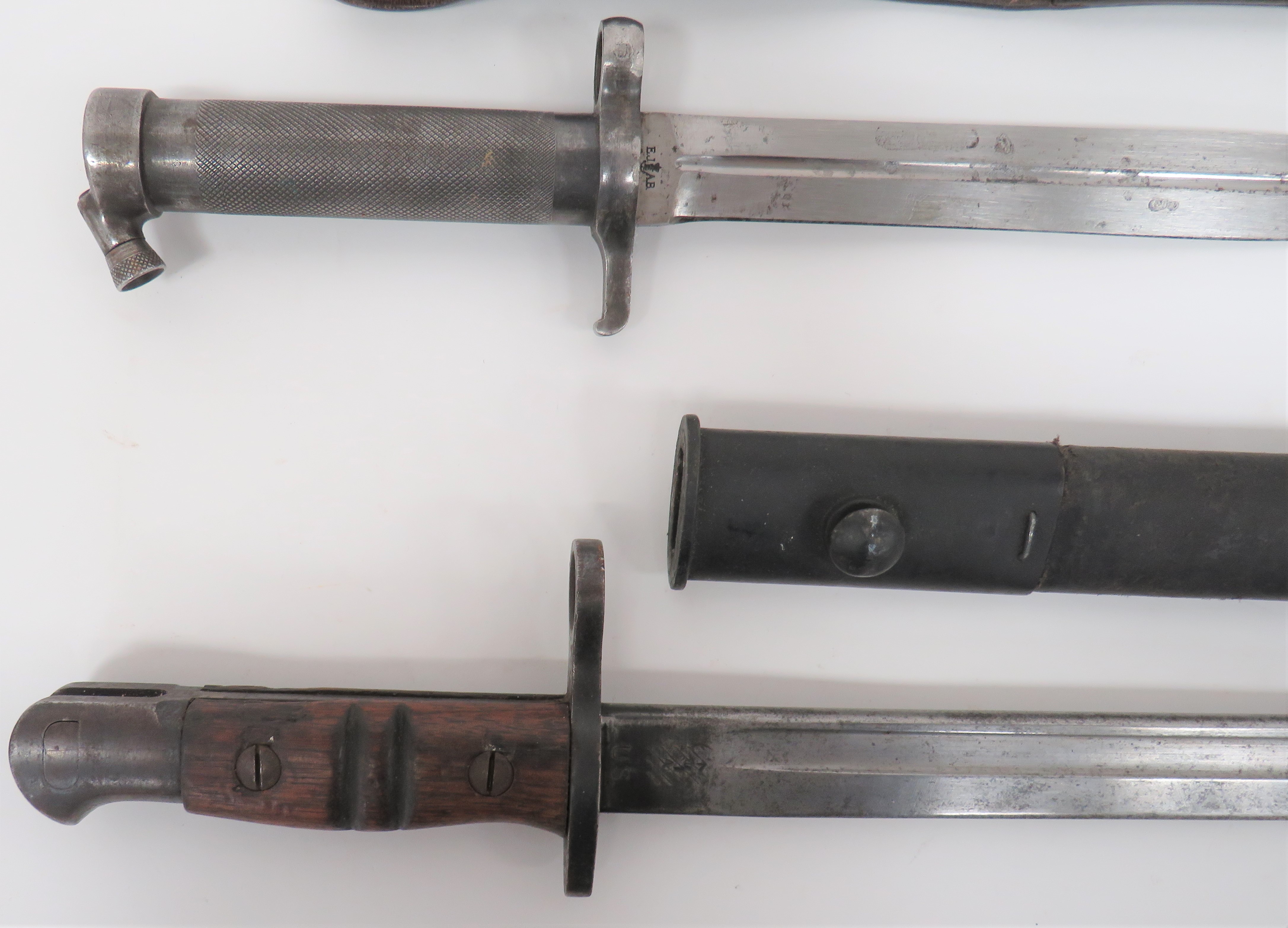 British P13 Bayonet and Swedish 1896 Bayonet P13 bayonet with 17 inch, single edged blade.  Large - Image 2 of 2