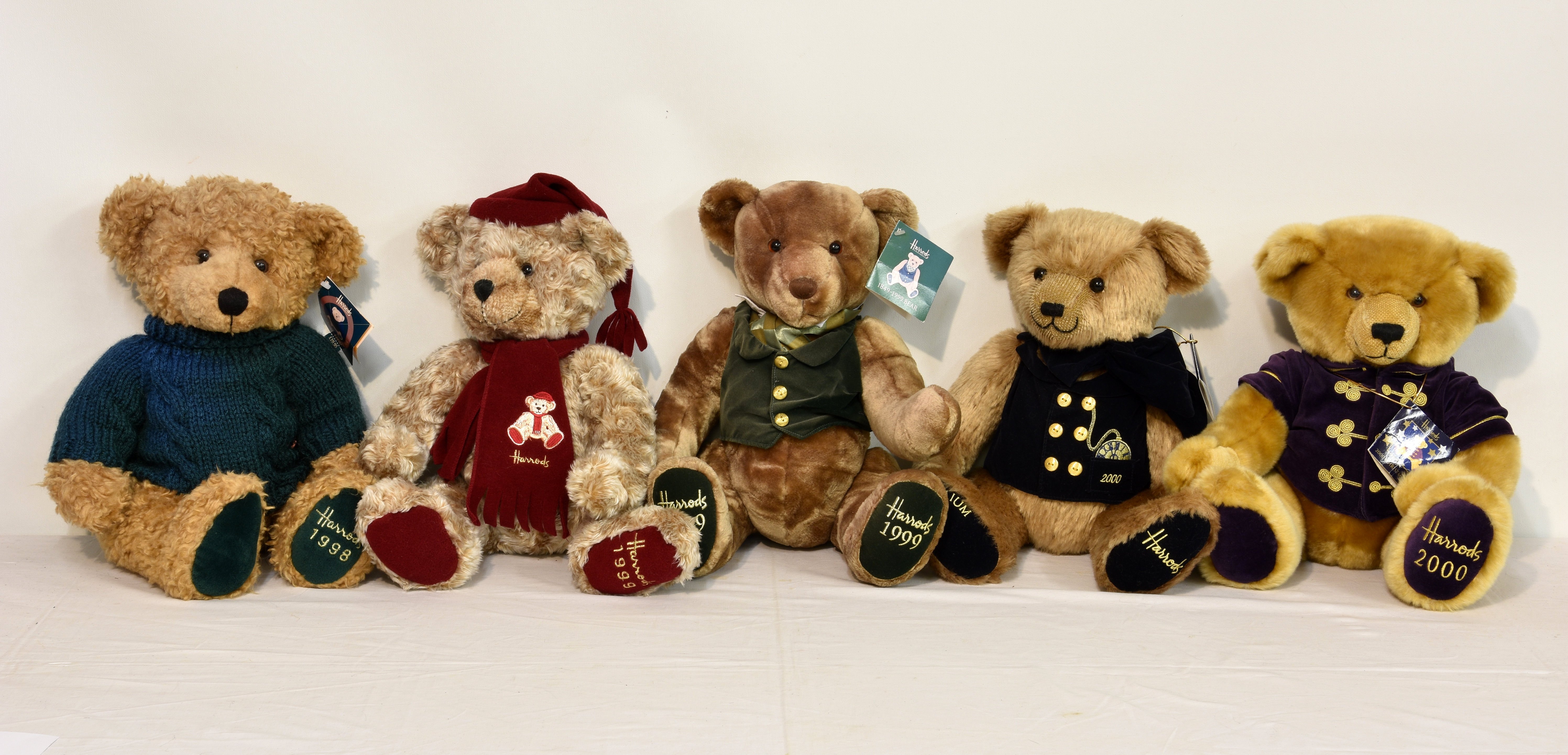 Five Harrods Teddy Bears, comprising of 1998; 1999; 1849-1999; 2000; 2000 Millennium. (5)