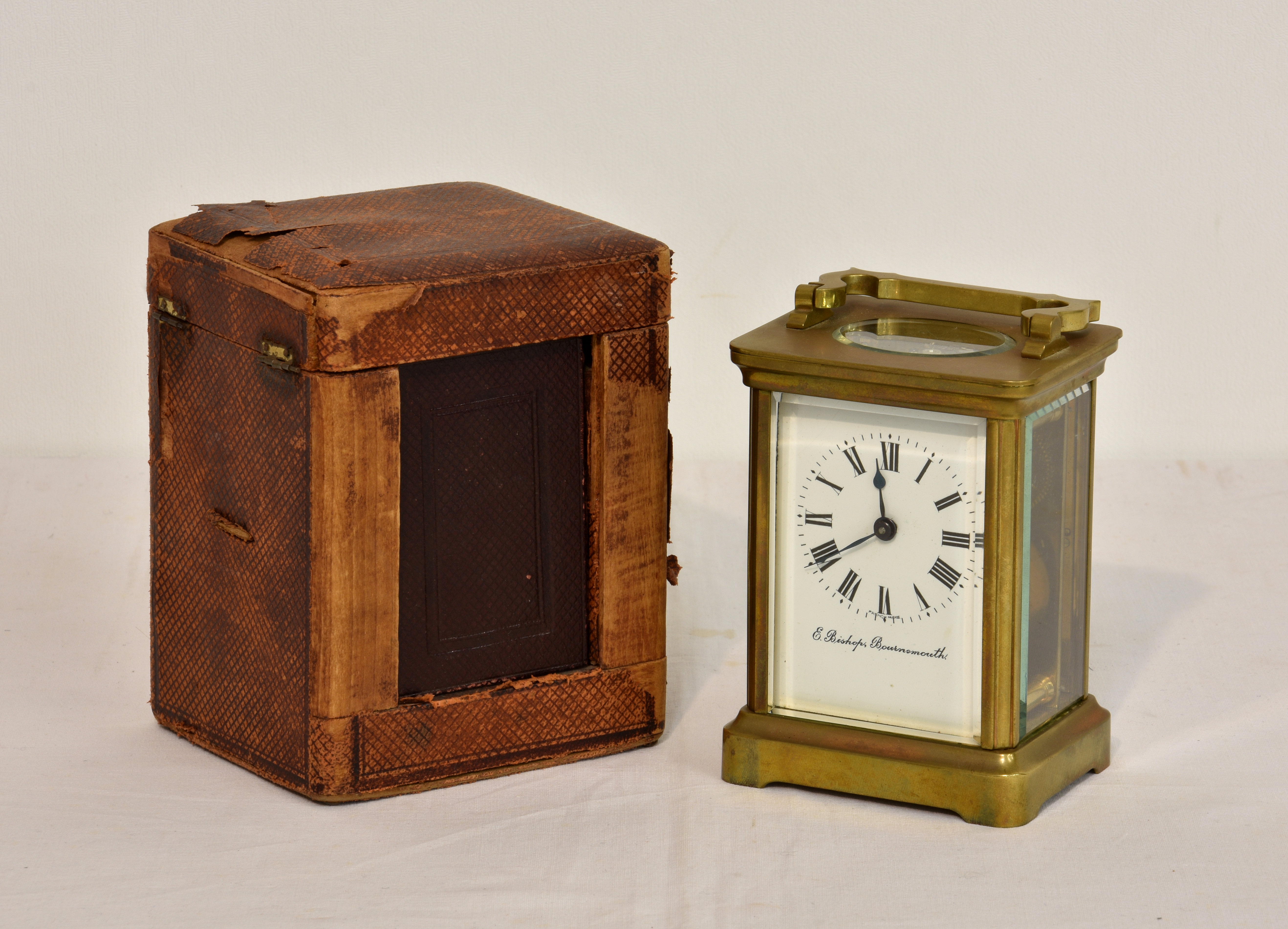 An early 20th century French brass carriage clock, by Duverdry & Bloquel, single train movement with