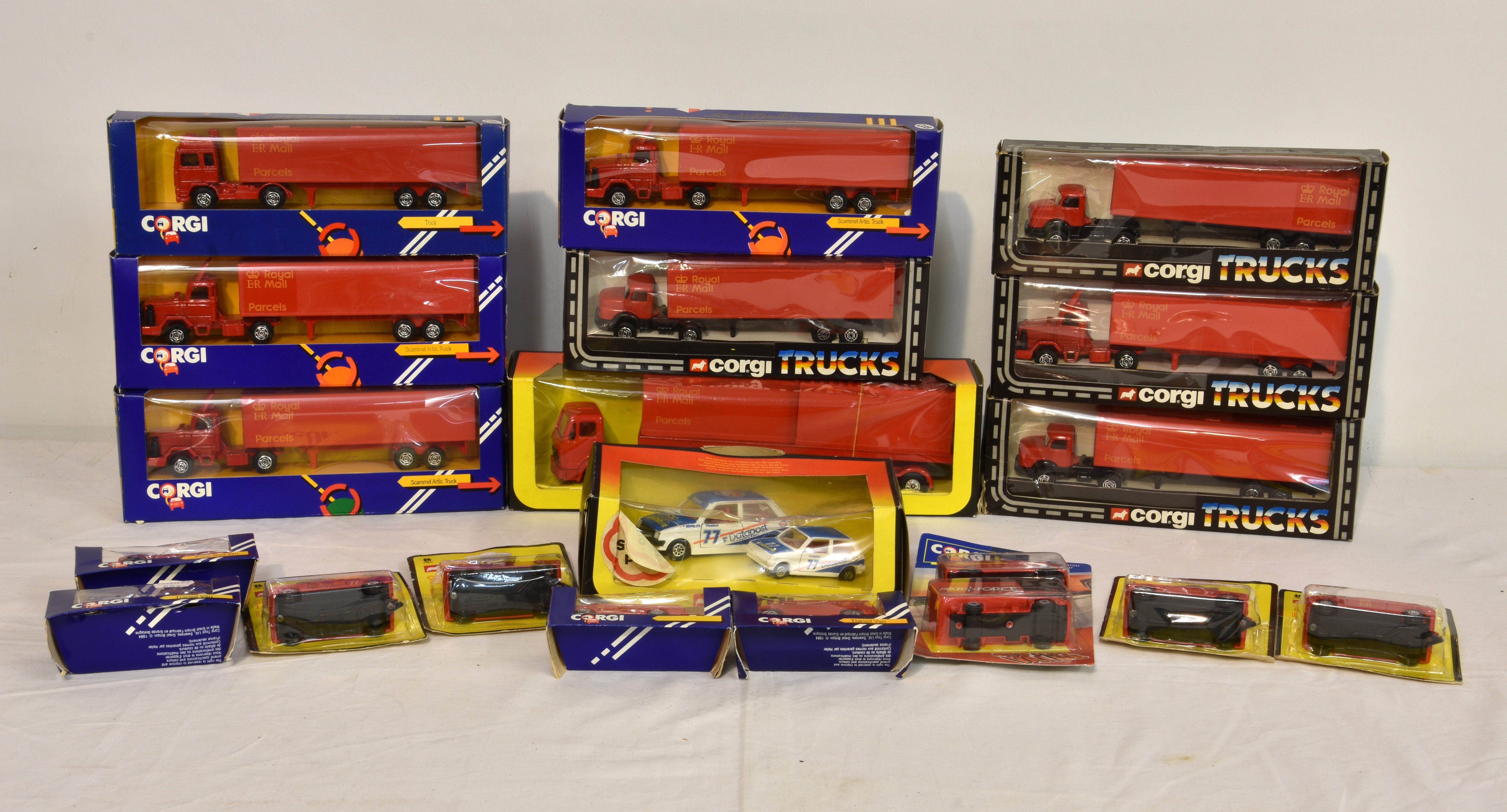 A large collection of vintage 1980s Corgi " Royal Mail " boxed diecast vehicles, comprising of C22 - Image 6 of 8