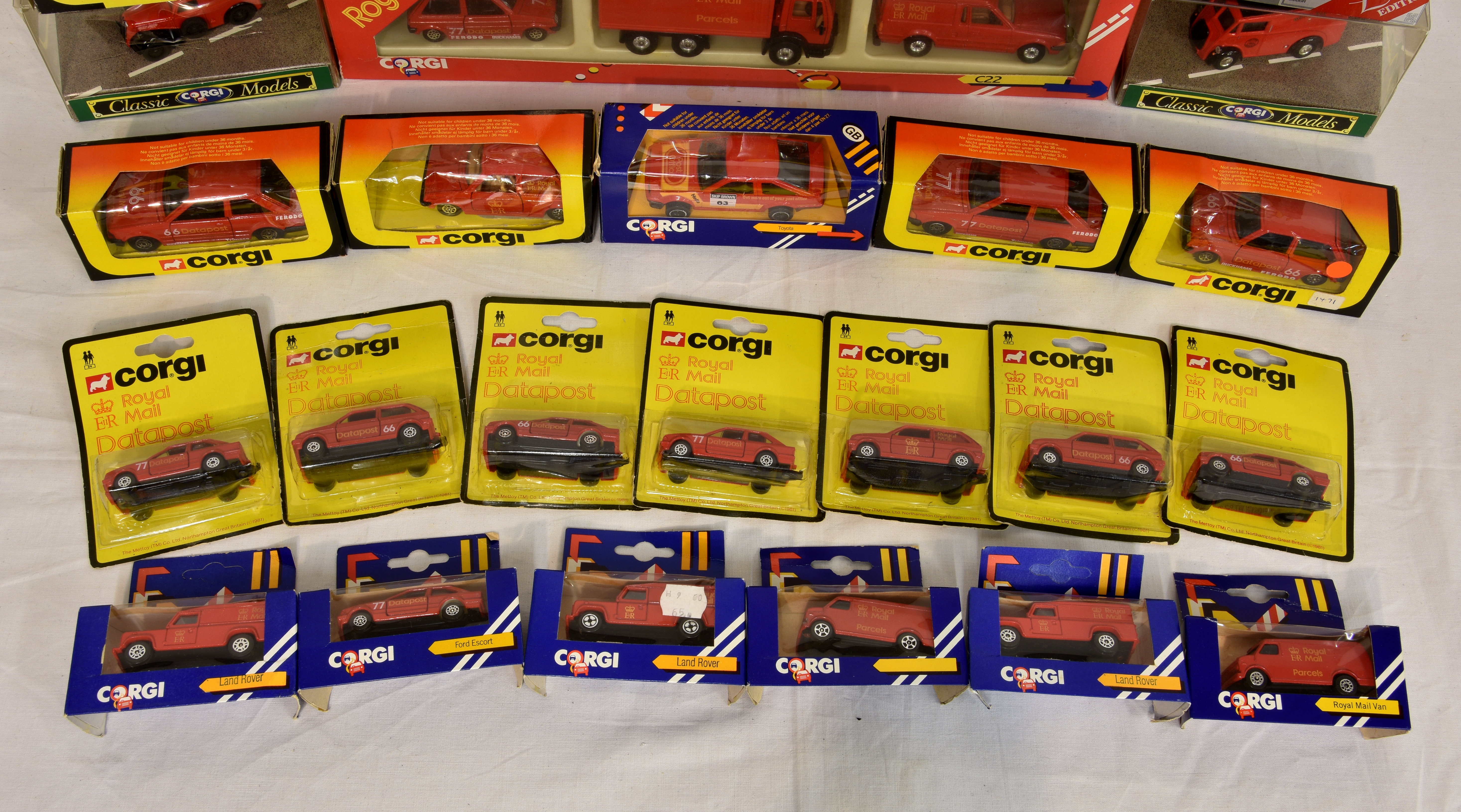A large collection of vintage 1980s Corgi " Royal Mail " boxed diecast vehicles, comprising of C22 - Image 2 of 8