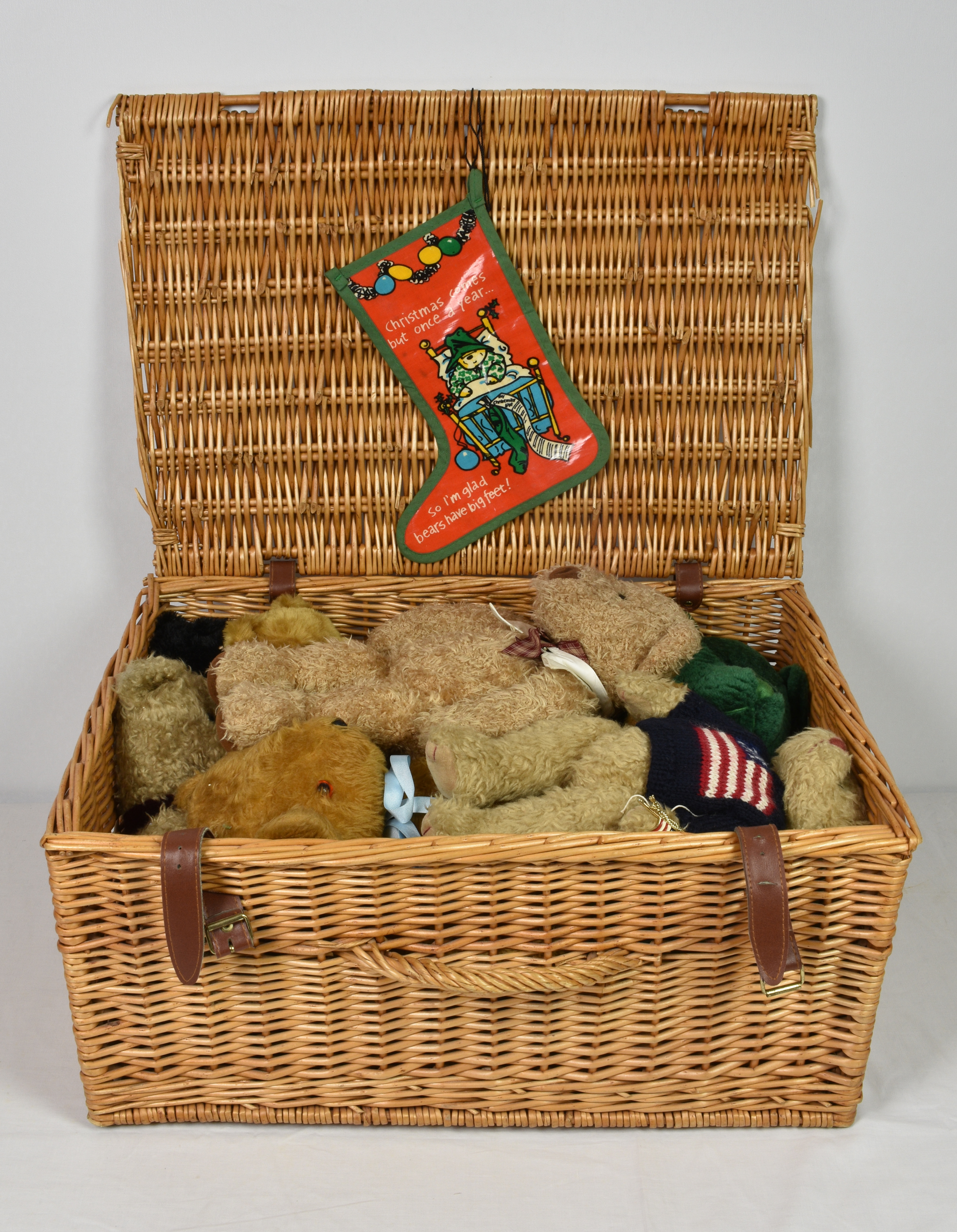 A large collection of various vintage teddy bears, to include a green Russ bear with original label; - Image 5 of 5