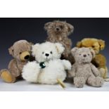 Steiff Bears - A collection, each with buttons and tags in ears, comprising of a fully jointed