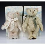 Steiff - A limited edition William & Catherine 'The Royal Wedding Teddy Bear', No. 496, boxed with